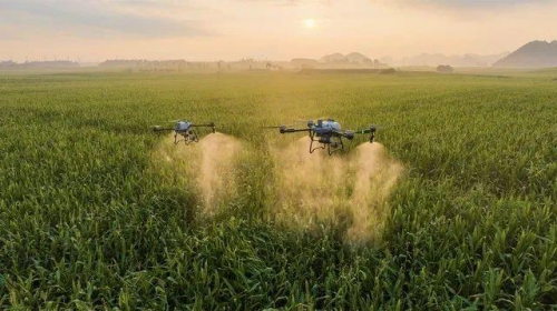 Intelligent Agricultural Sprinkler Irrigation Drone Technology